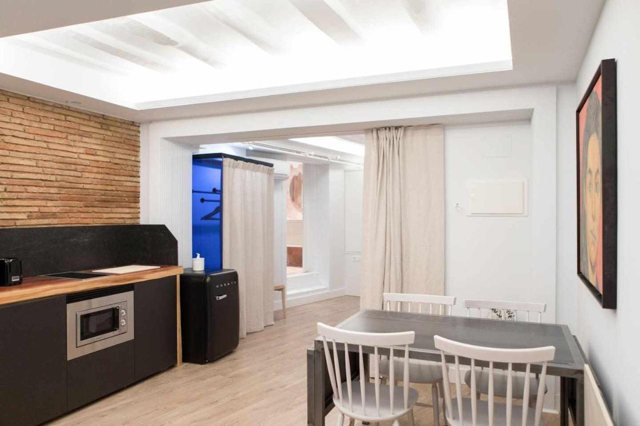 Esencia Del Casco Antiguo Apartment Logrono Bagian luar foto